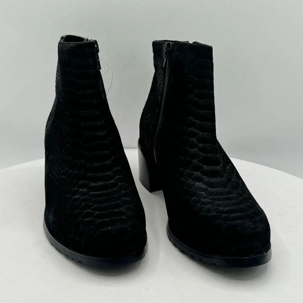 Vaneli Udette Snakeskin Womens Ankle Boots  Size 6‎  Color Black MSRP $250